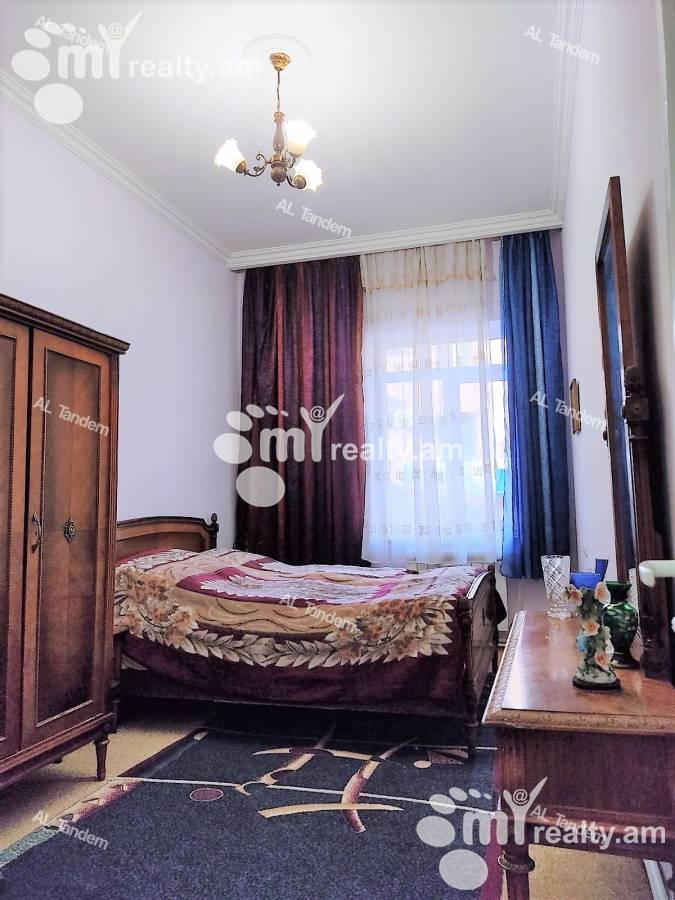 5 bedroom apartment for rent Sayat-Nova Ave, Center Yerevan, 132651