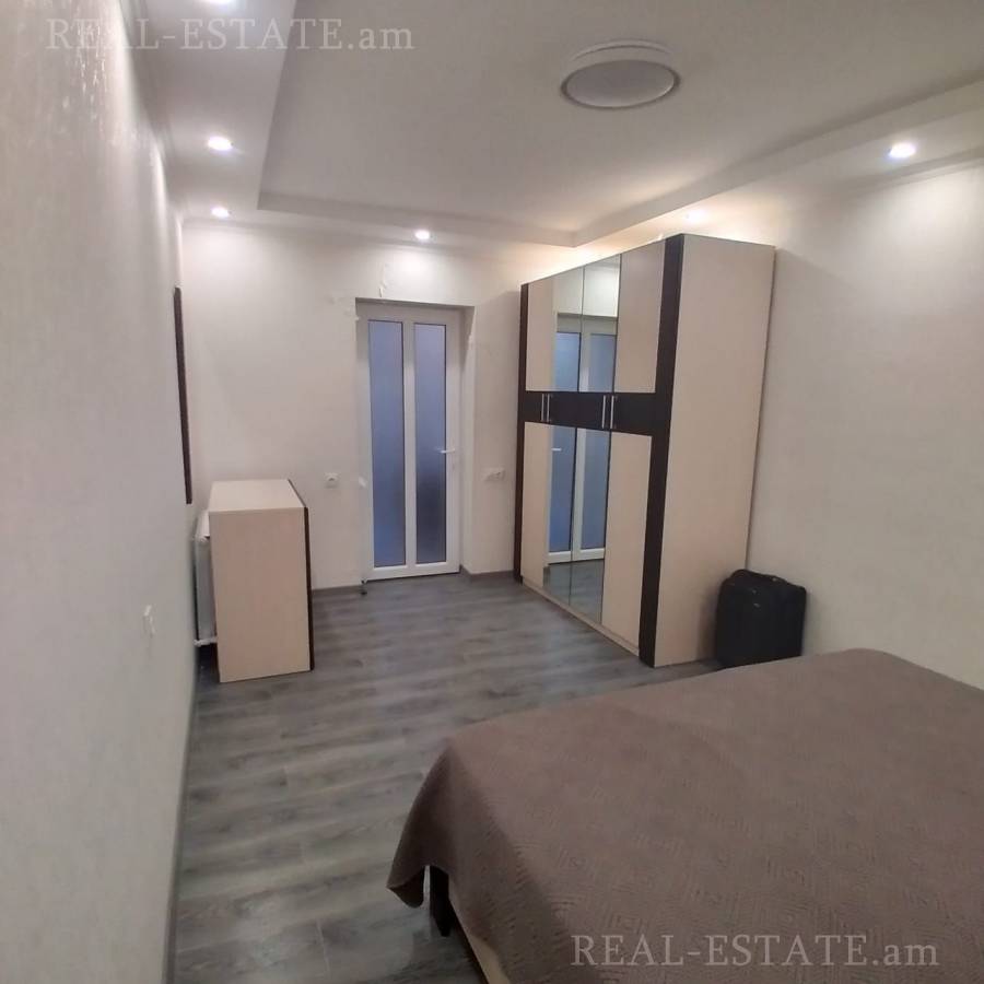 2 bedroom apartment for sale Zakyan street 1st lane, Center Yerevan, 140765