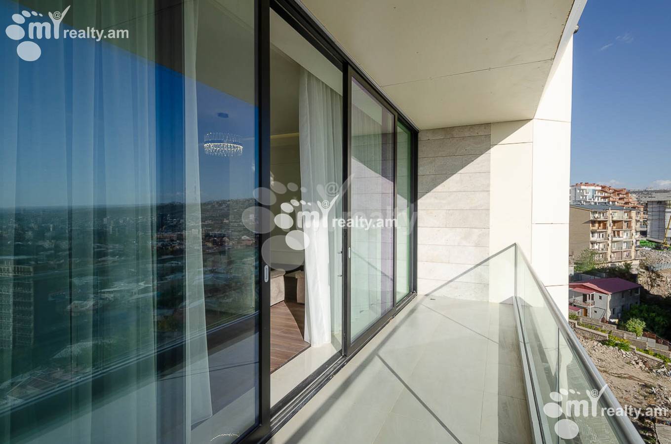 4 սենյականոց բնակարան վարձով Անտառային, Գ.Էմինի փող., Կենտրոն Երևան, 153304