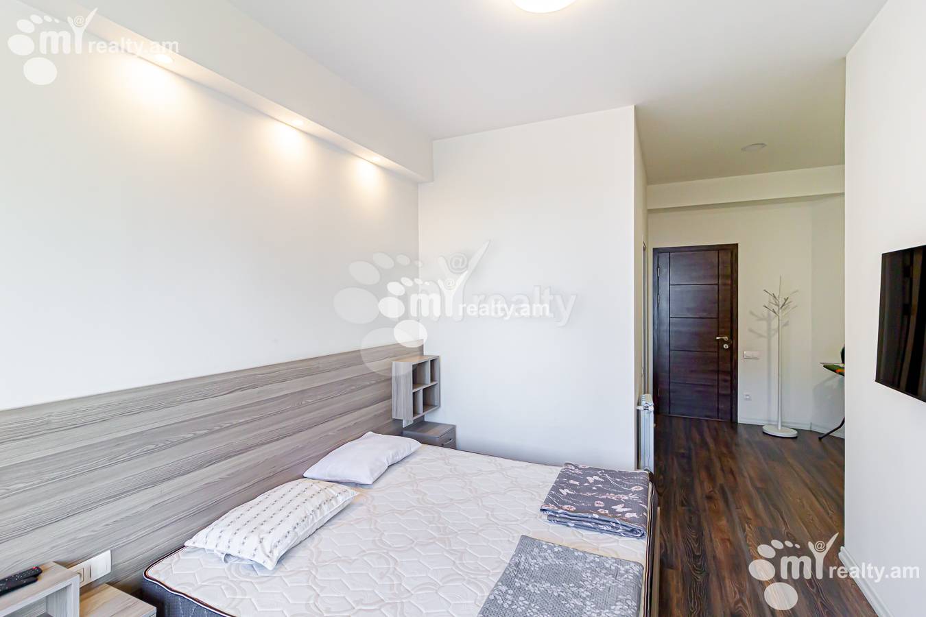 3 bedroom apartment for sale Maro Margaryan street, Arabkir Yerevan, 152575