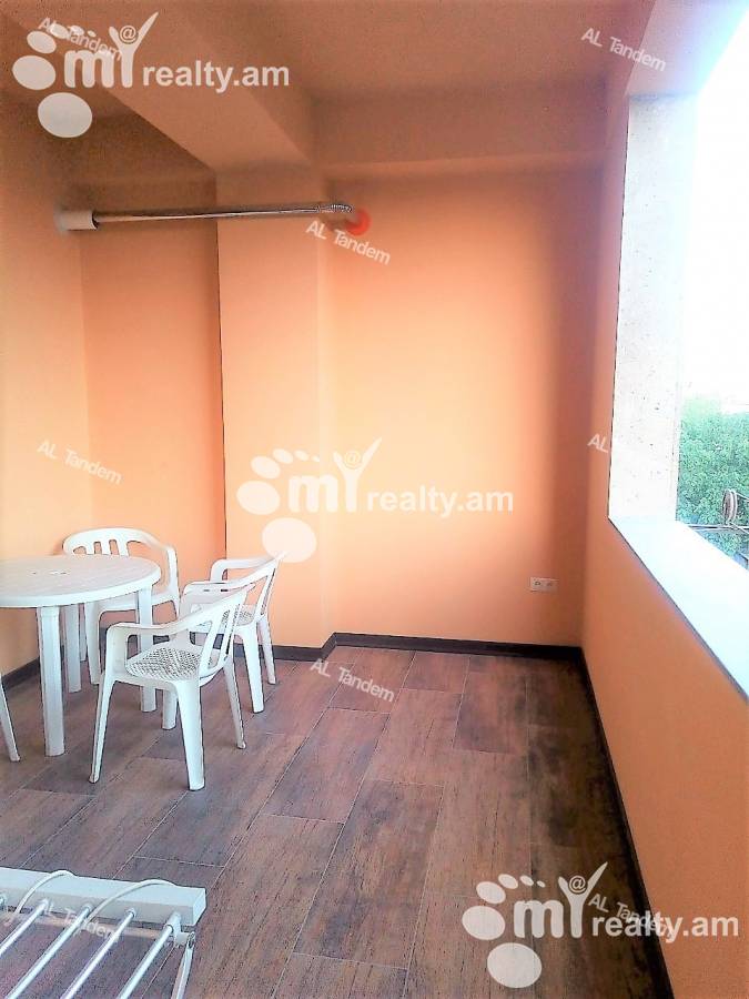 4 bedroom apartment for sale Fuchik St, Ajapnyak Yerevan, 124925
