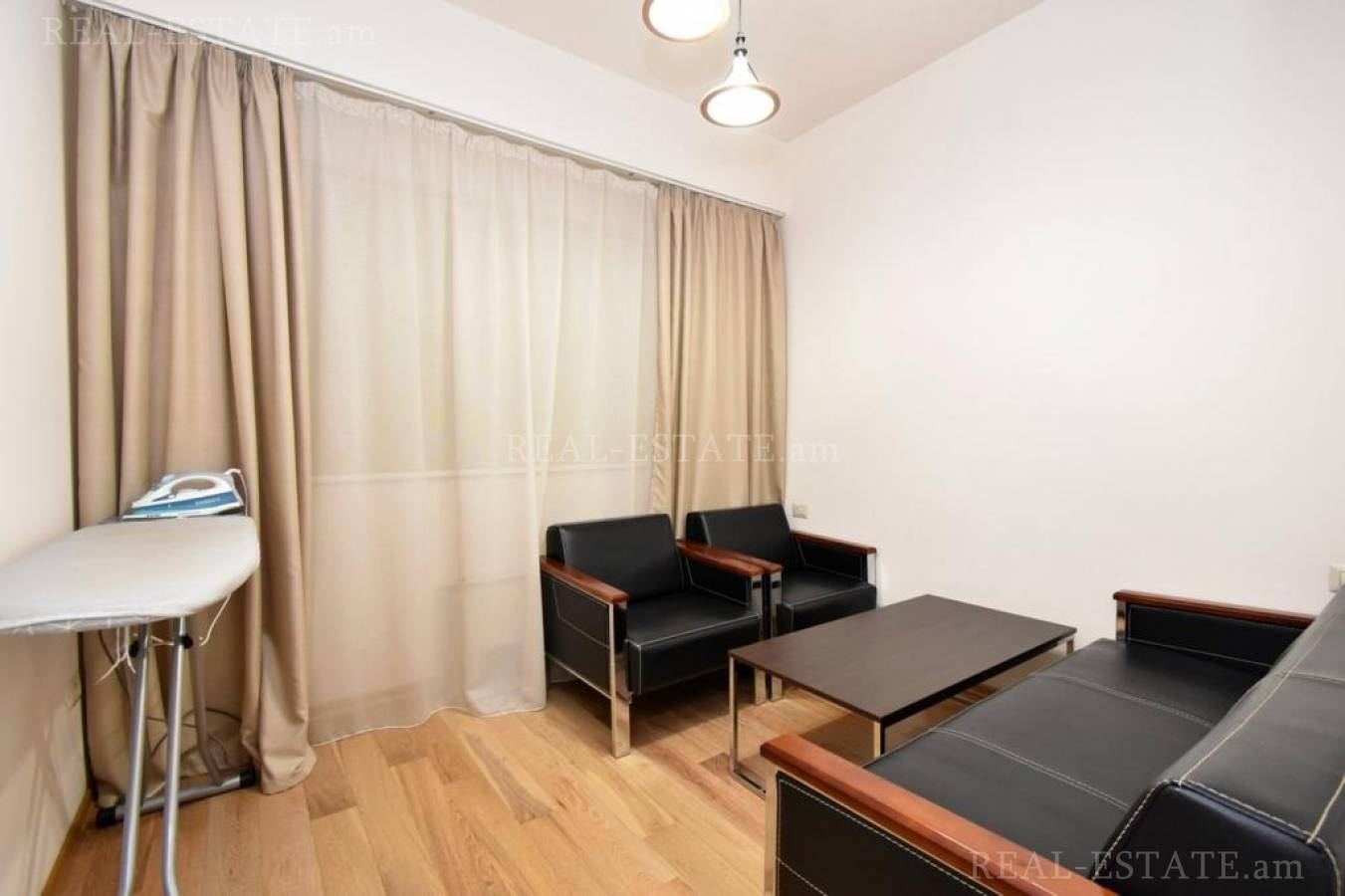 4 bedroom apartment for rent Leo St, Center Yerevan, 128238