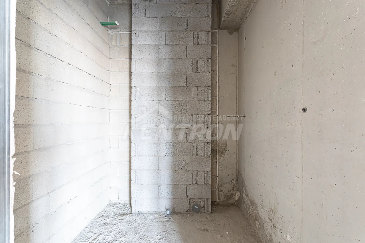 2 սենյականոց բնակարան  Խանջյան փող, Կենտրոն Երևան, 157450