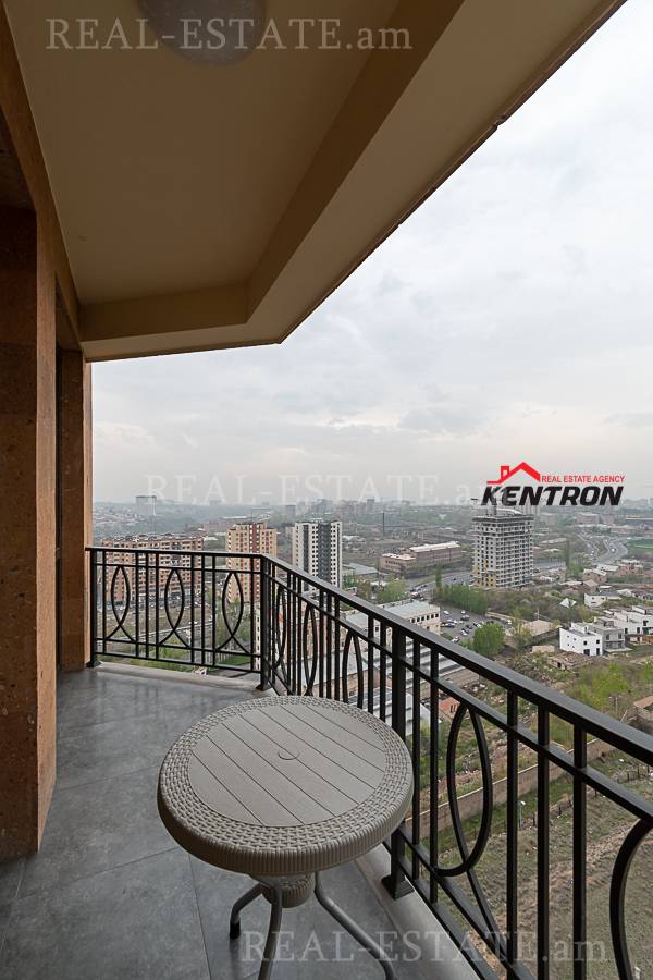 5 bedroom apartment for sale Sasna Тsrer St, Davtachène Yerevan, 132350