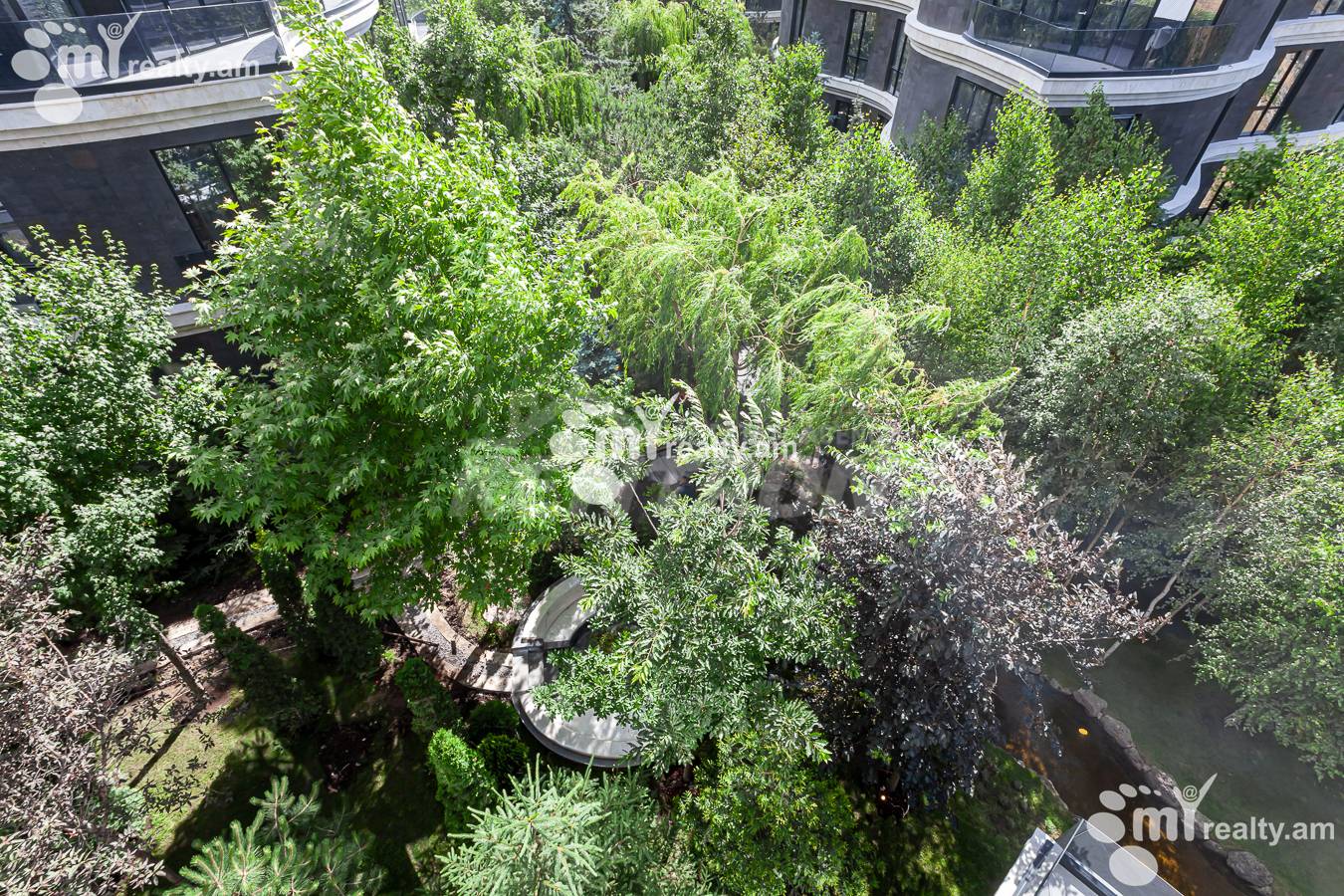 3 սենյականոց բնակարան  Գ. Հովսեփյան փող, Նորք-Մարաշ Երևան, 155575