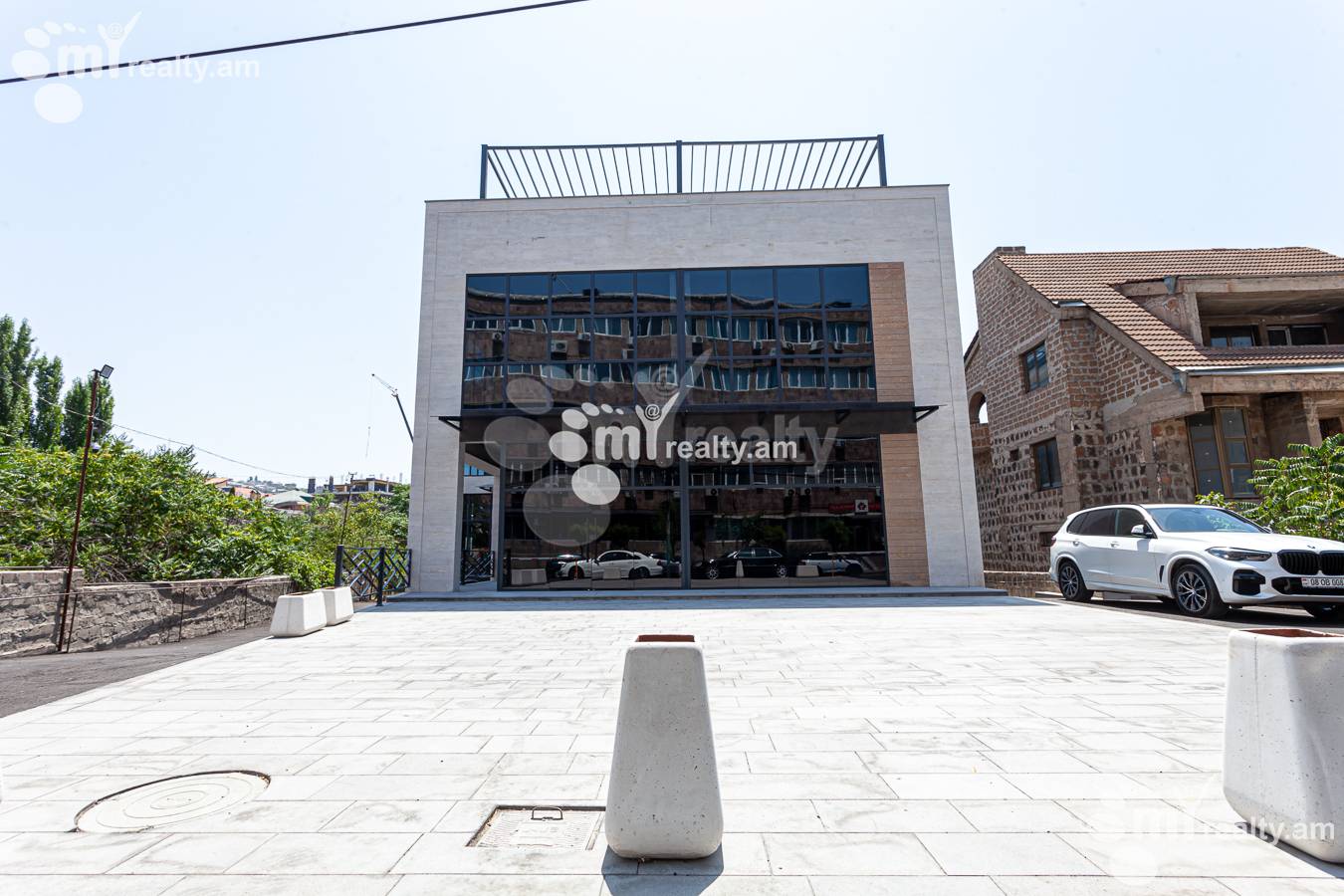 Commercial for rent خیابان آرمِناک آرمِناکیان, نورک ماراش ایروان, 156019