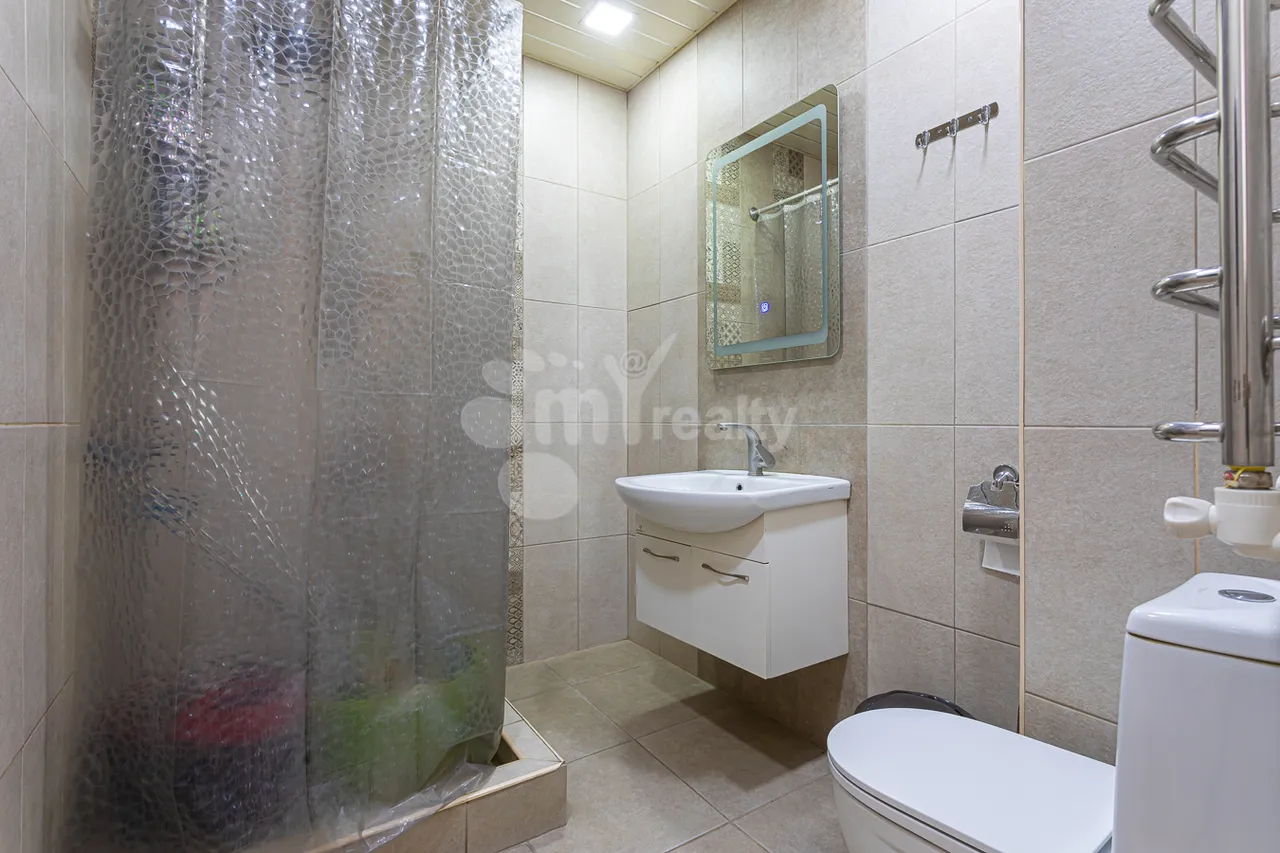 4 bedroom apartment for sale Gyuliqevxyan St, Nor Norque Yerevan, 159626
