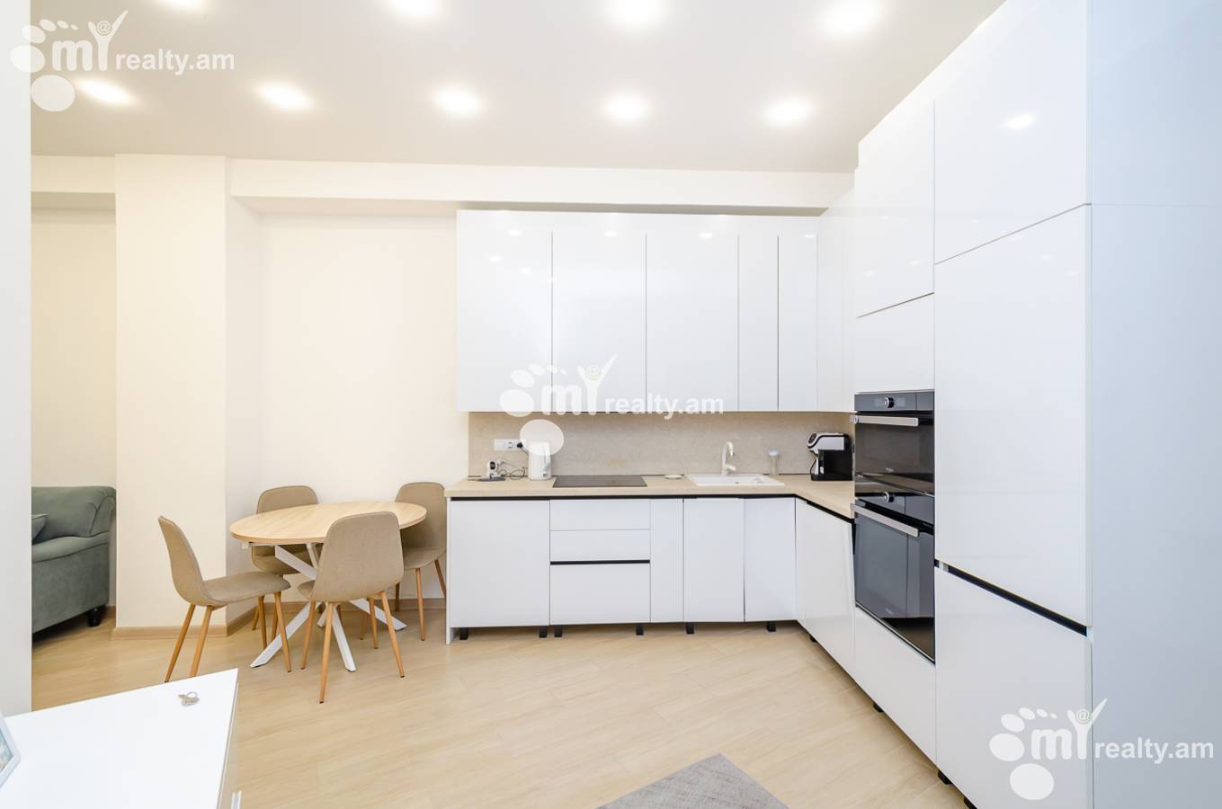 3 bedroom apartment for sale Adonts St, Arabkir Yerevan, 153616