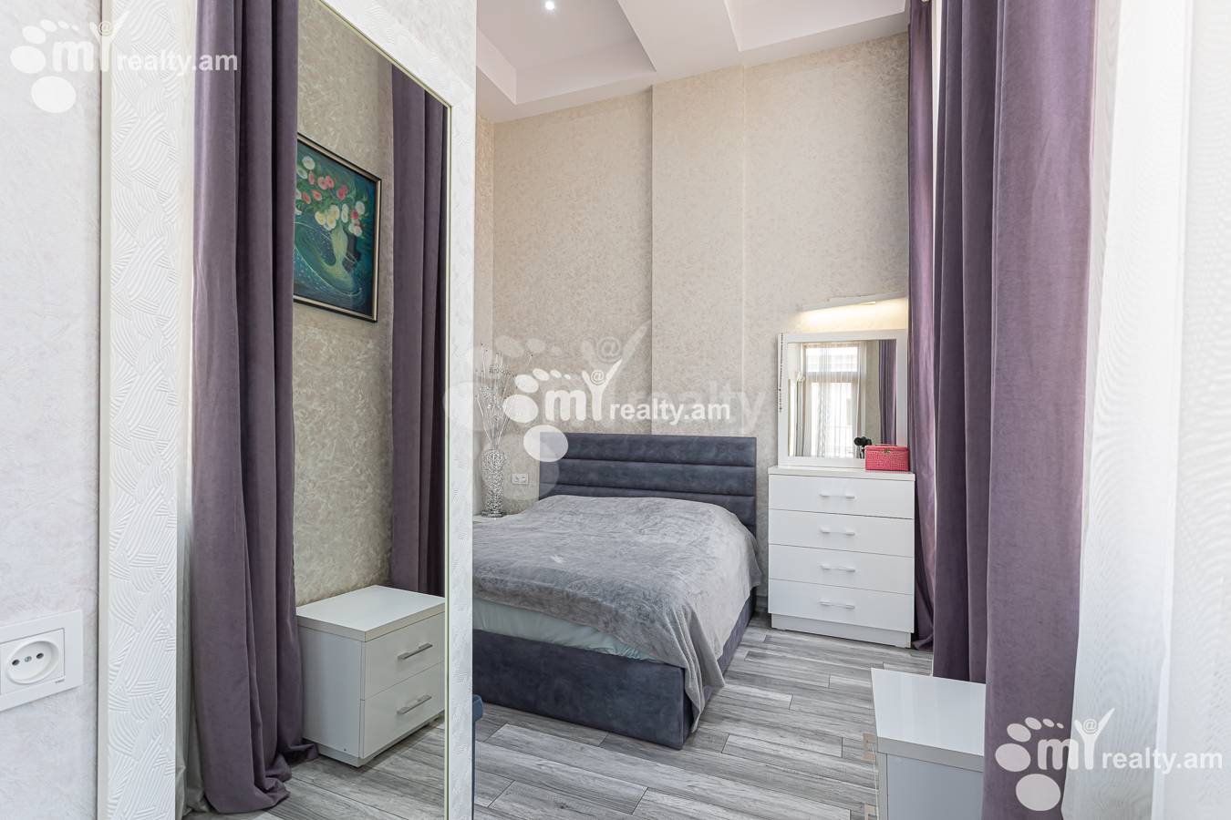 4 bedroom apartment for sale خیابان آدونس, عربگیر ایروان, 156083