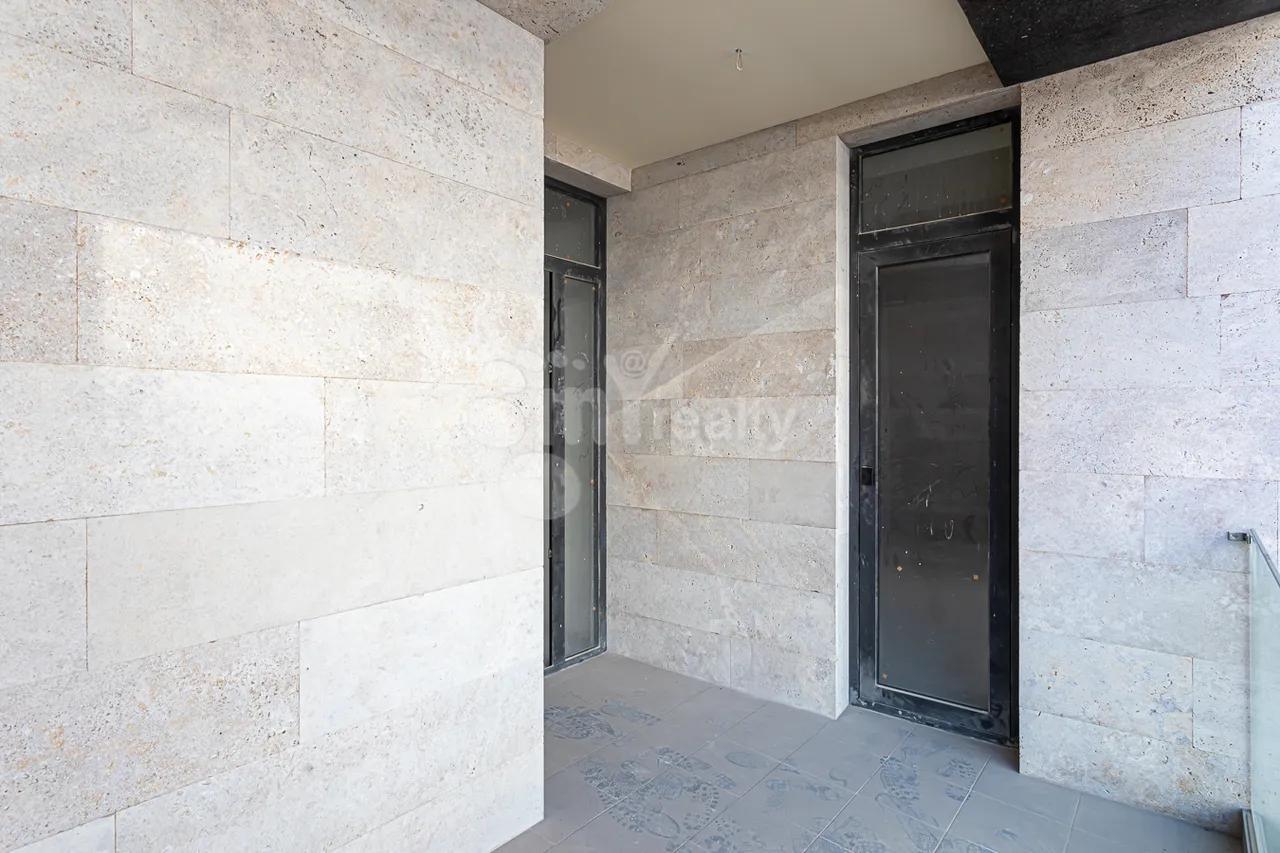 3 bedroom apartment for sale Antarayin, L.Azgaldyan street,, Center Yerevan, 157854