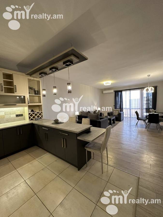 4 bedroom apartment for rent Antarayin St, Center Yerevan, 156196