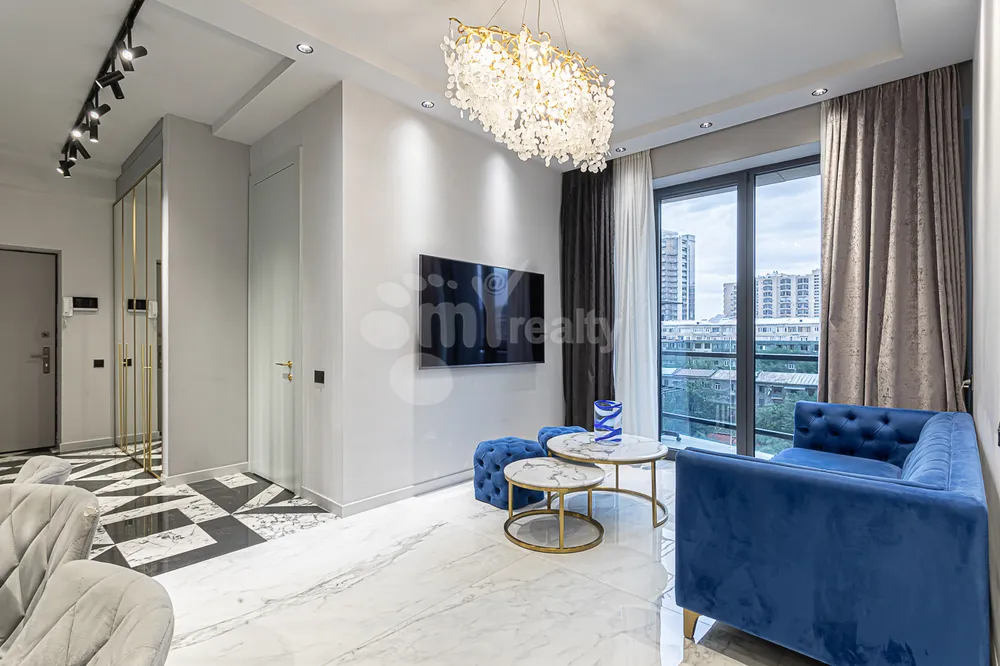 varcov-bnakaran-norakaruycum/3-senyakanoc/Buzand+St/Center/Yerevan