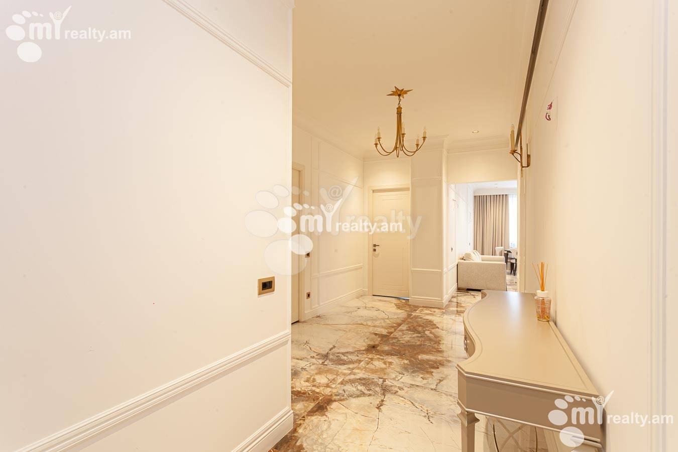 4 bedroom apartment for rent خیابان بوزند, مرکز شهر ایروان, 155158