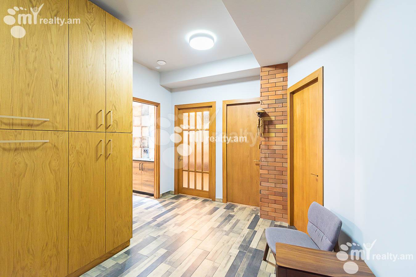 4 bedroom apartment for rent Antarayin, G. Gasparyan Straße, Center Yerevan, 152990