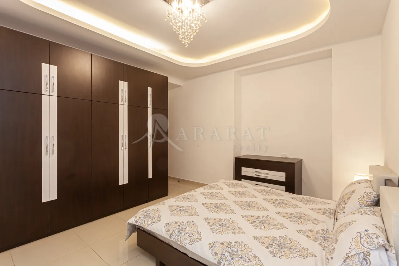 3 bedroom apartment for rent خیابان ابوویان, مرکز شهر ایروان, 158978