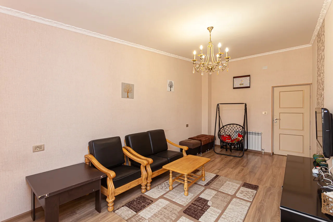 4 bedroom apartment for sale خیابان یِکمالیان, مرکز شهر ایروان, 159759