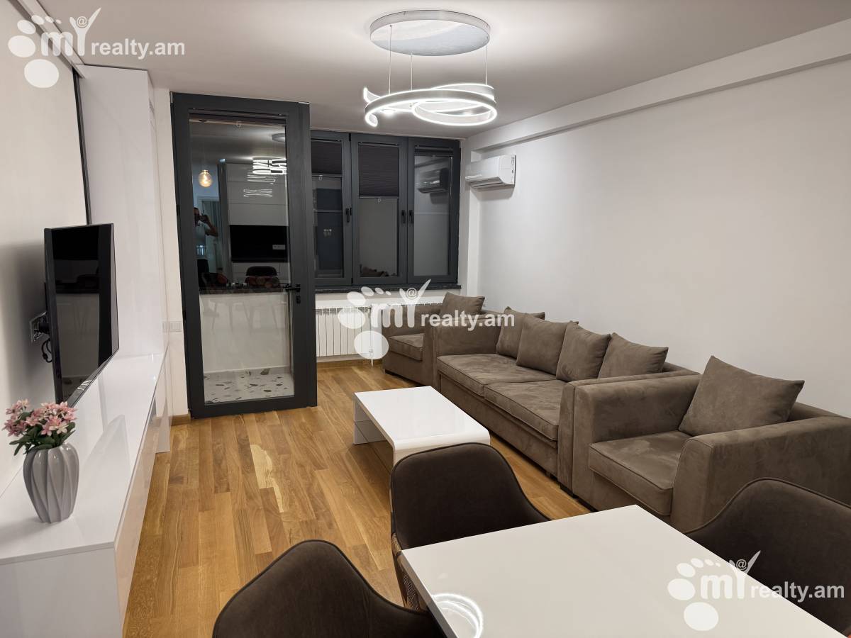 3 bedroom apartment for sale Koghbatsi St, Center Yerevan, 156029