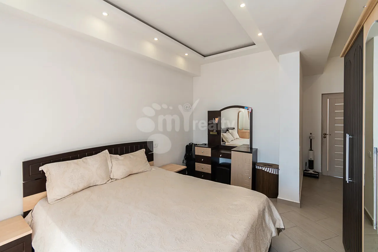 3 bedroom apartment for sale V.Vagharshyan St, Arabkir Yerevan, 161366