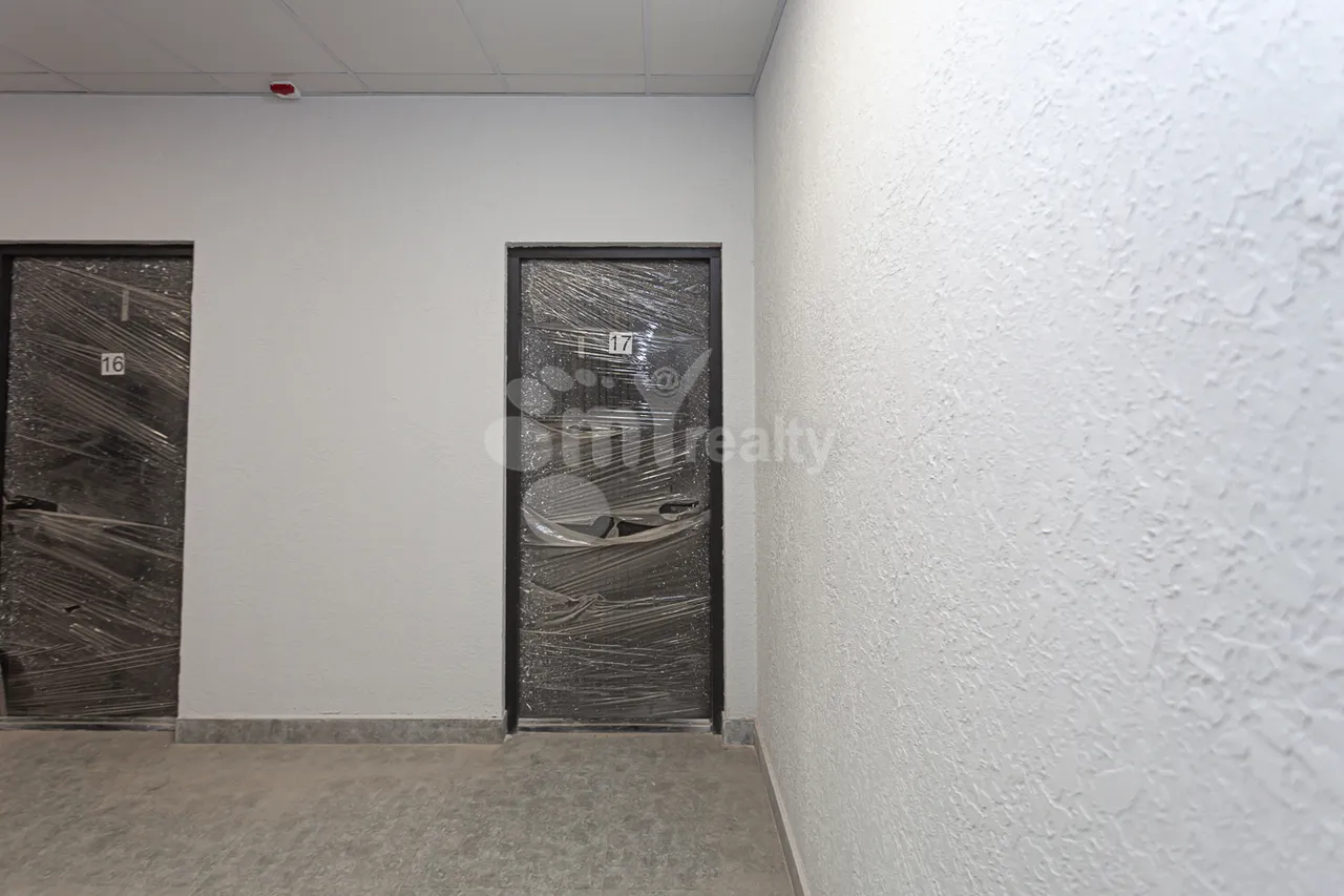 3 սենյականոց բնակարան  Գ. Հովսեփյան փող, Նորք-Մարաշ Երևան, 160209