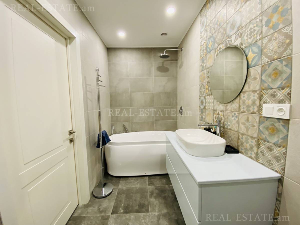 Купить 3 комнатную квартиру Комитас пр, Арабкир Ереван, 117761