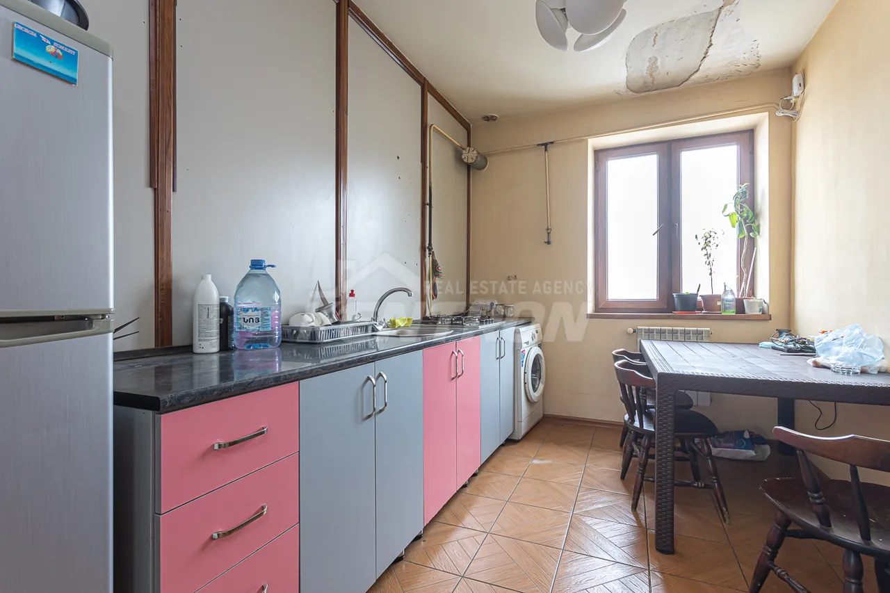 Commercial property for sale K. Ulnetsi St, Quanaquère-Zeytoun Yerevan, 159445