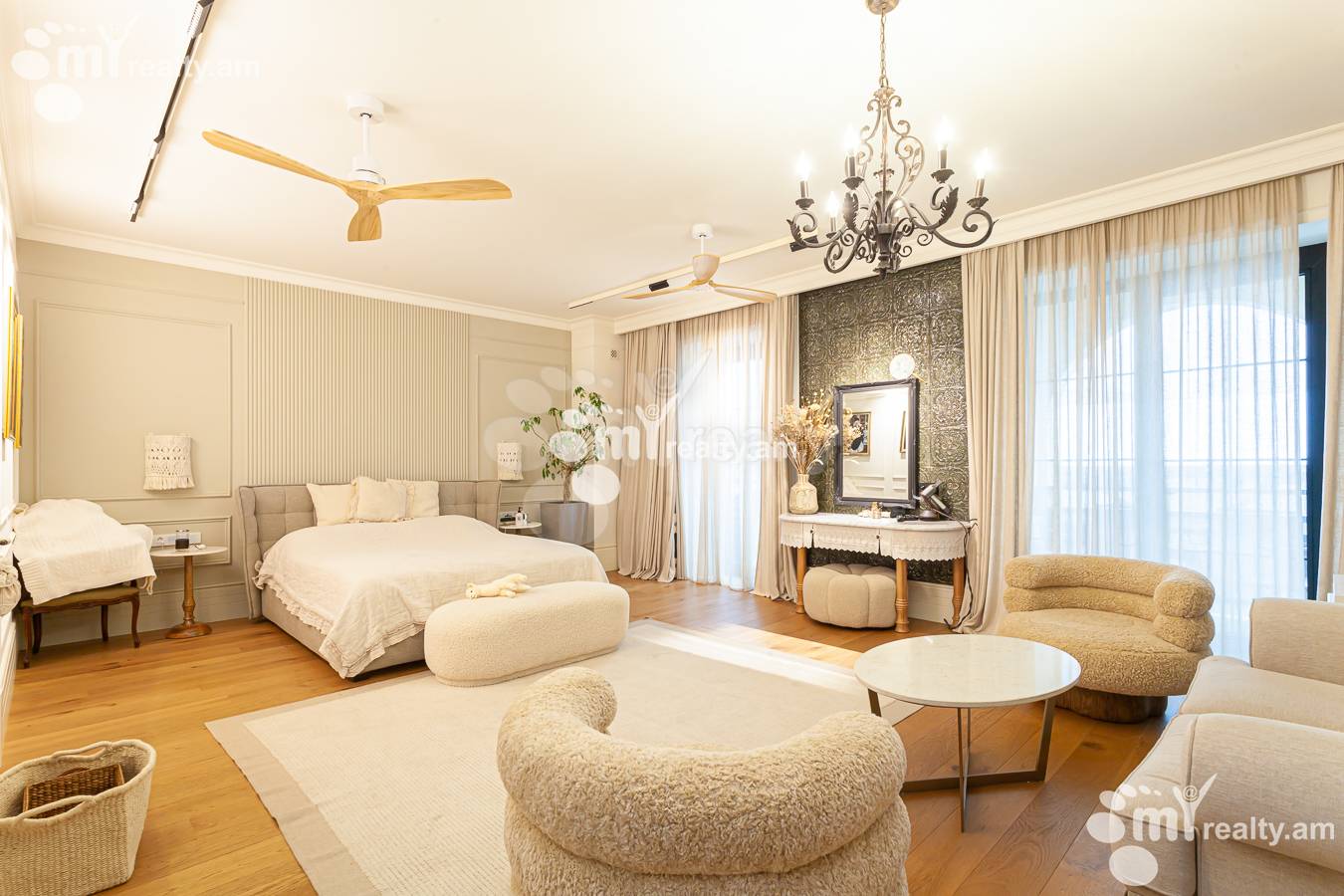 5 bedroom apartment for sale Buzand St, Center Yerevan, 154378