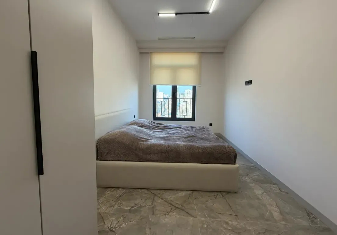 4 սենյականոց բնակարան  Դավիթ Անհաղթի փող, Քանաքեռ-Զեյթուն Երևան, 160228