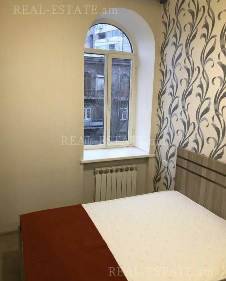 4 bedroom apartment for sale Paronyan St, Center Yerevan, 139953