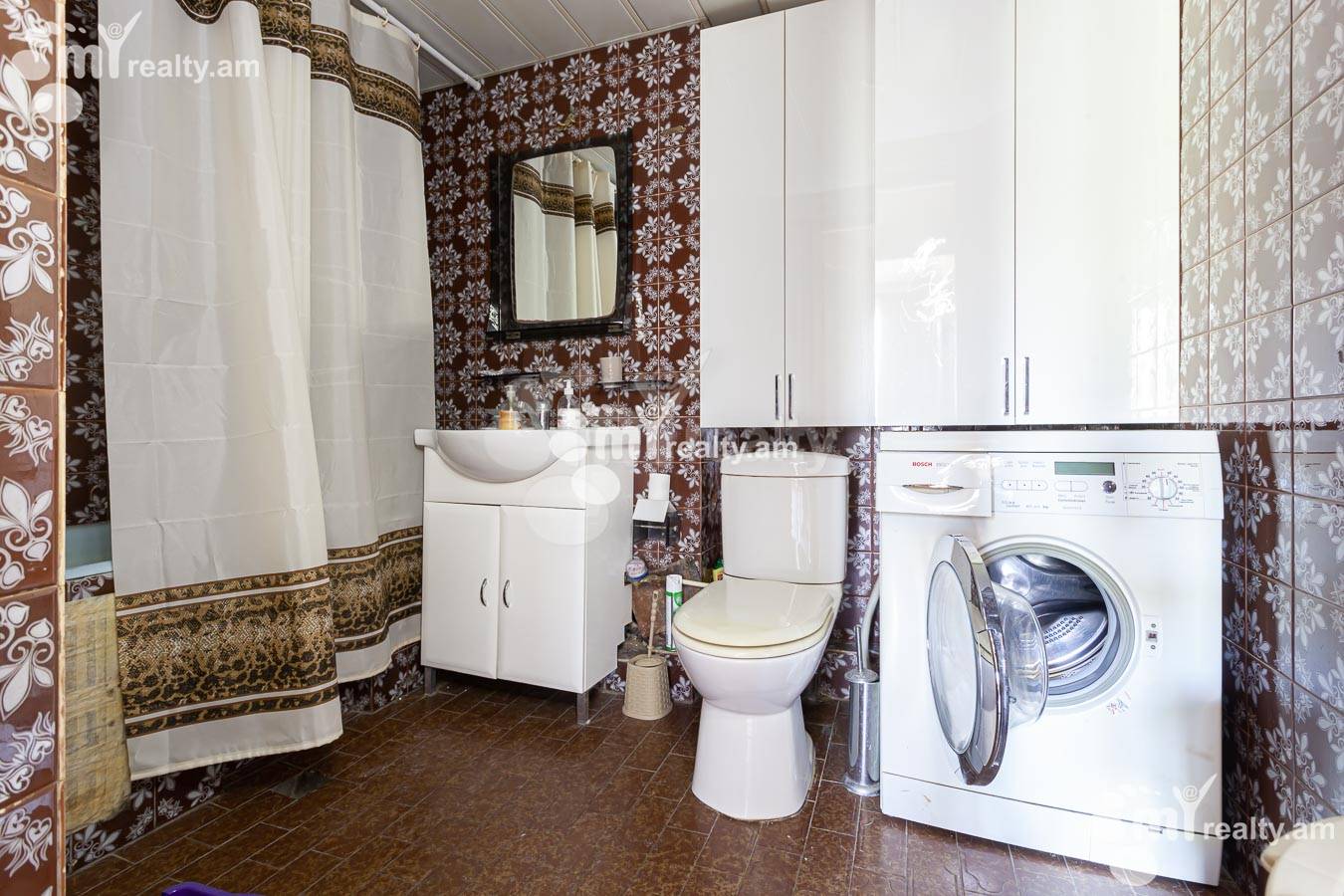 Купить 3 комнатную квартиру Арабкир 17ый ул, Арабкир Ереван, 155327