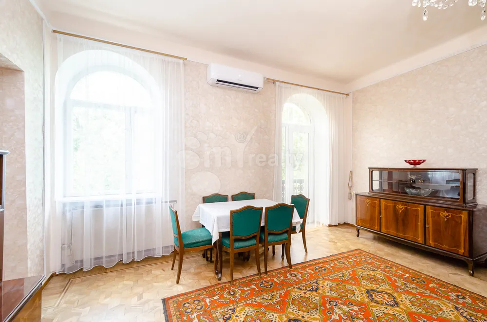 rent-apartment
