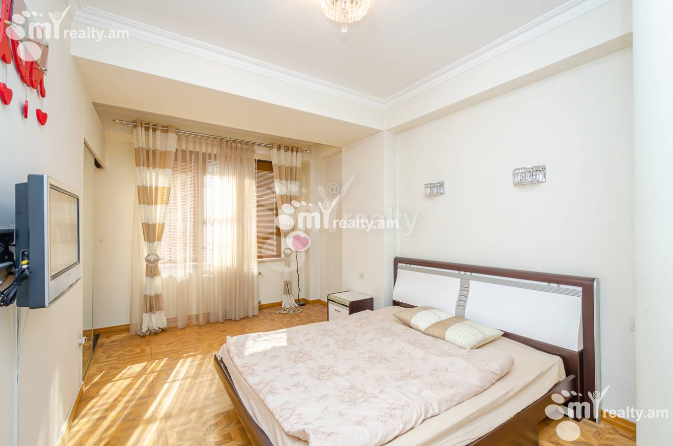 Снять 4 комнатную квартиру Закян ул, Центр Ереван, 154259