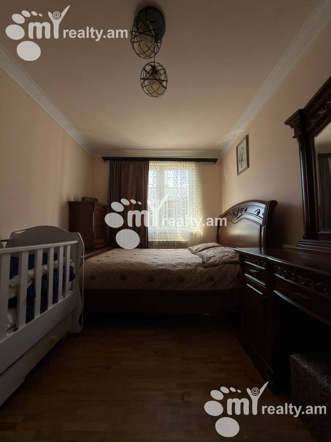 4 bedroom apartment for sale Gyulbenkyan St, Arabkir Yerevan, 159881