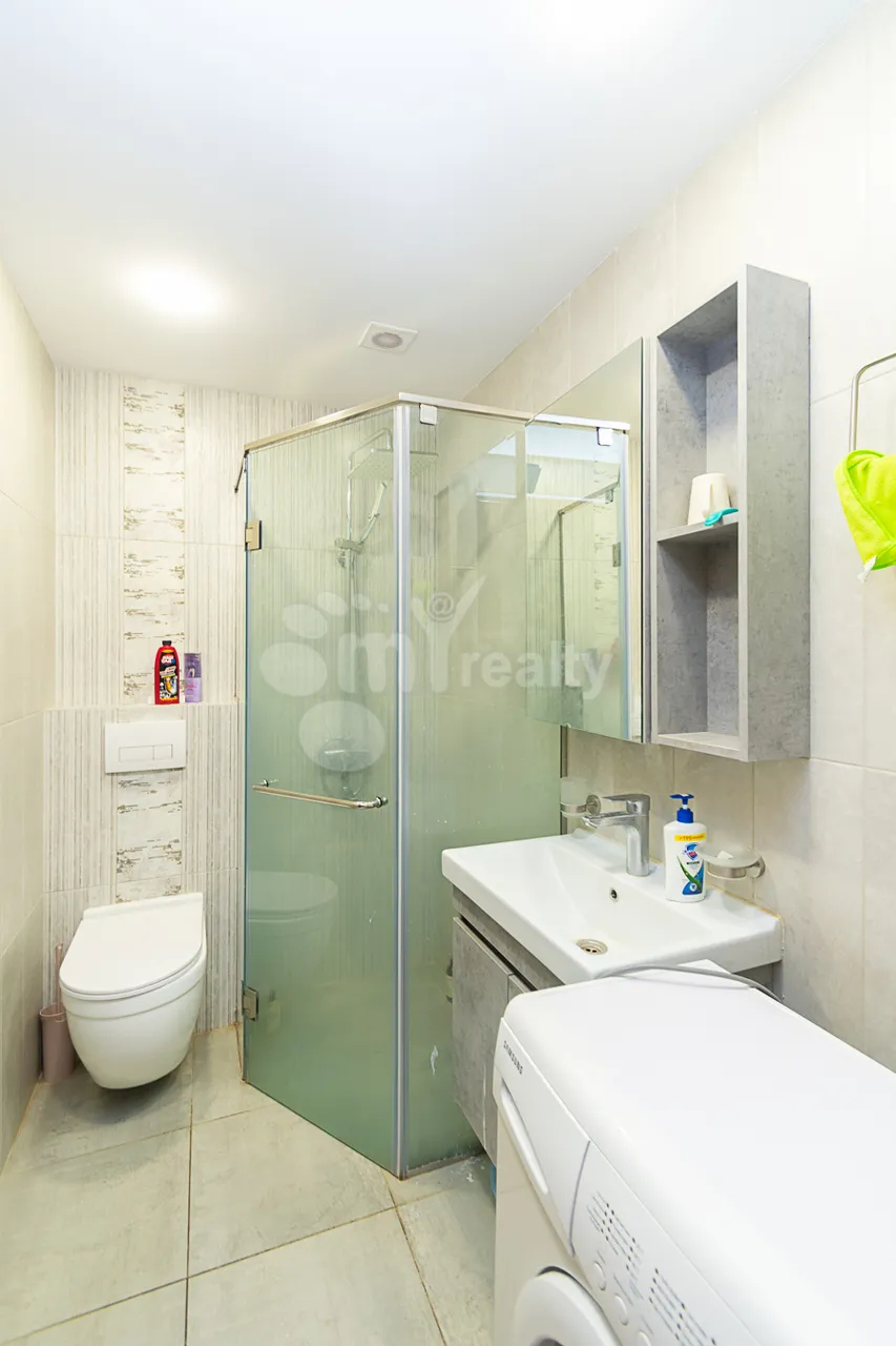3 սենյականոց բնակարան  Թումանյան փող, Կենտրոն Երևան, 161742