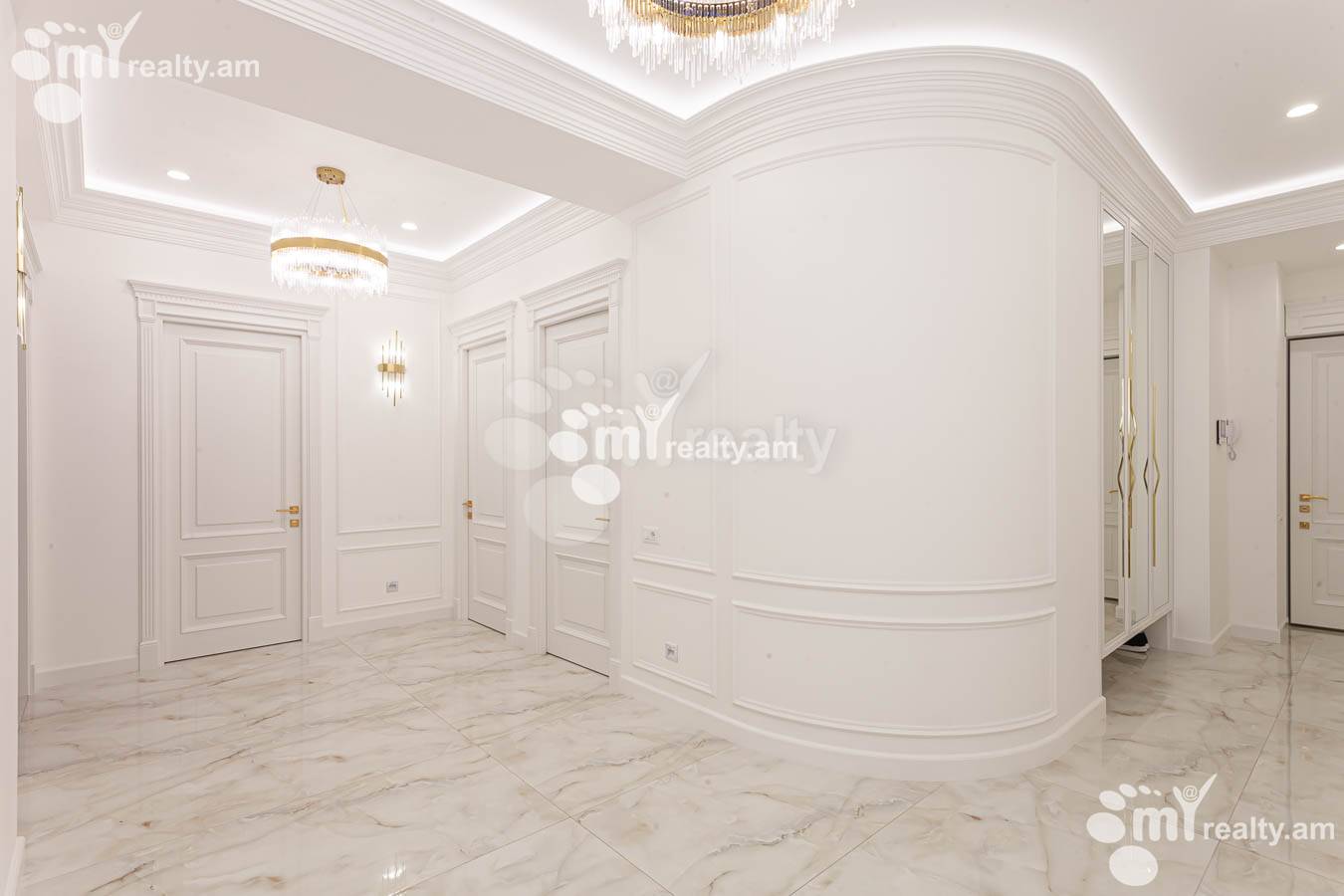 3 սենյականոց բնակարան վարձով Արամի փող, Կենտրոն Երևան, 152940