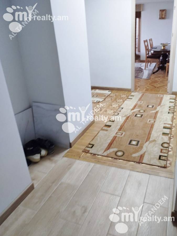 4 bedroom apartment for sale خیابان ا. کاخاتریان, عربگیر ایروان, 159609