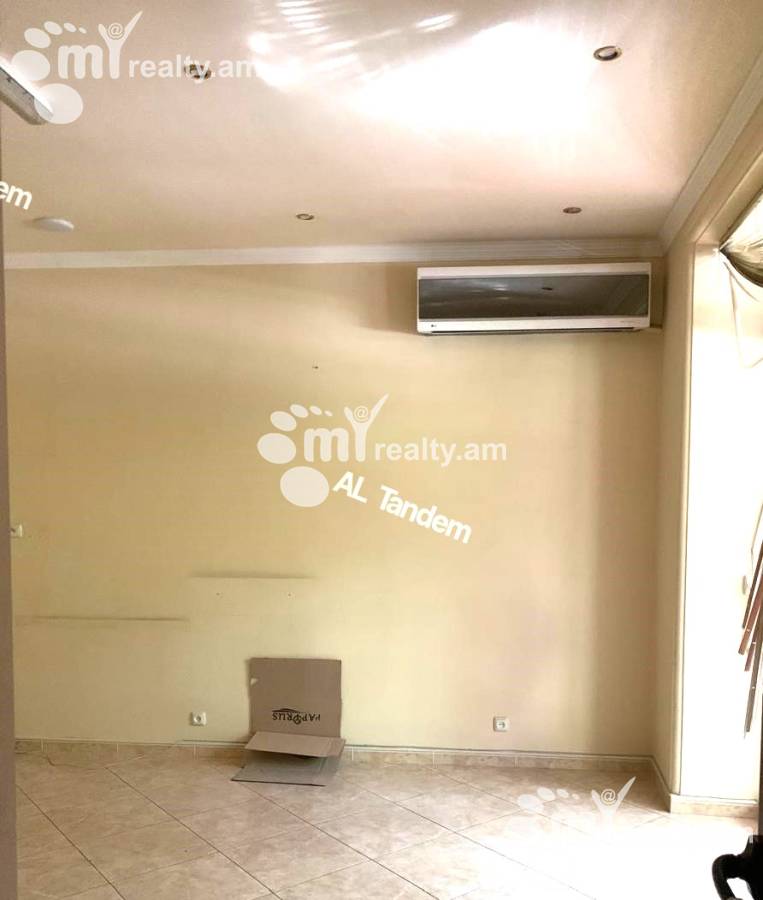 Commercial for rent خیابان کومیتاس, عربگیر ایروان, 156504