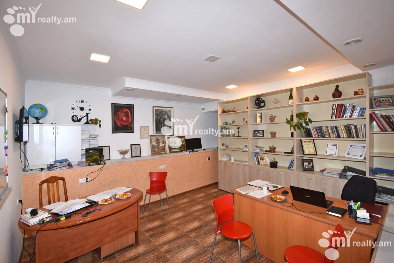 Commercial for sale خیابان هالابیان, آچاپنیاک ایروان, 155116