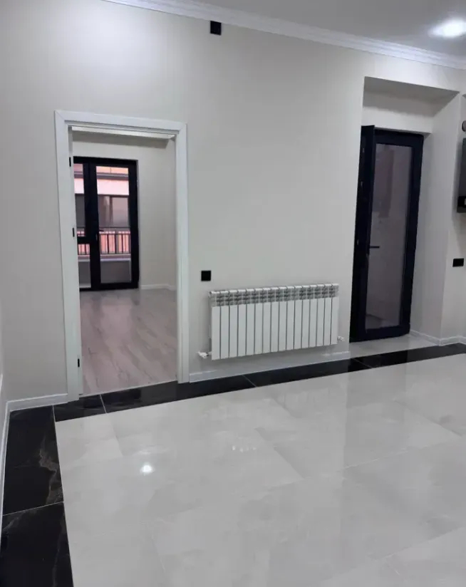 3 bedroom apartment for sale خیابان گولاکیان, عربگیر ایروان, 161985