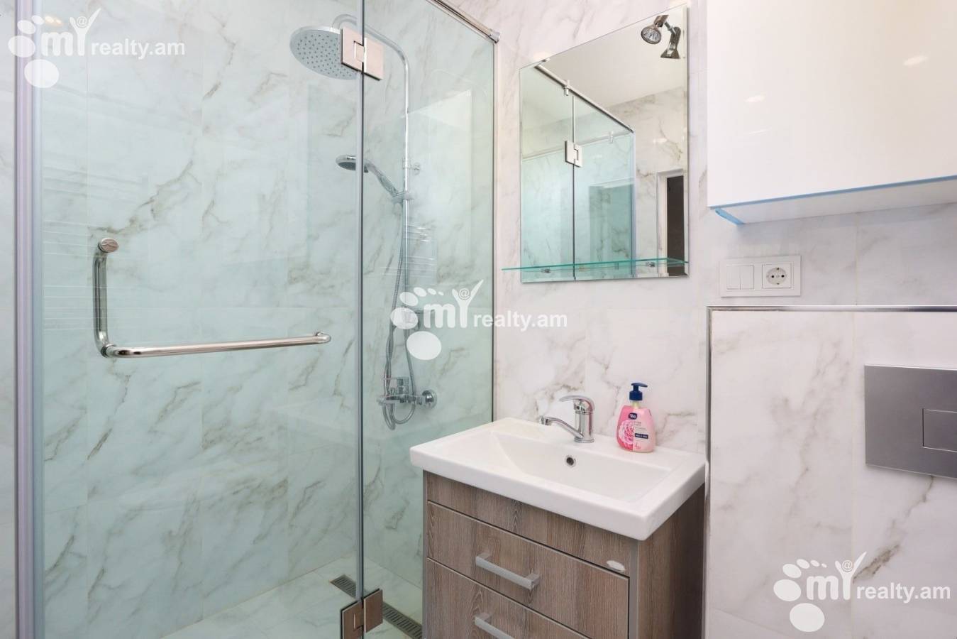 2 bedroom apartment for sale Koghbatsi St, Center Yerevan, 154406