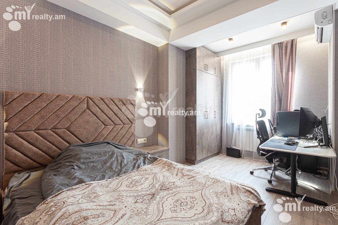 3 bedroom apartment for sale N. Tigranyan dead end, Arabkir Yerevan, 156040