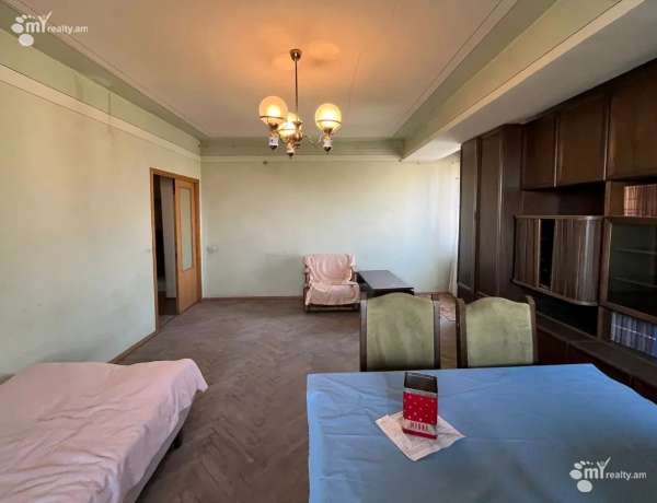 3-senyakanoc-bnakaran-vacharq-Yerevan-Arabkir