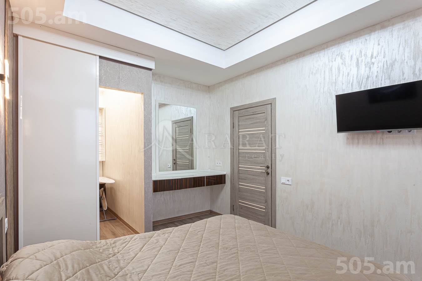 3 սենյականոց բնակարան  Միկոյան փող, Դավթաշեն Երևան, 154276