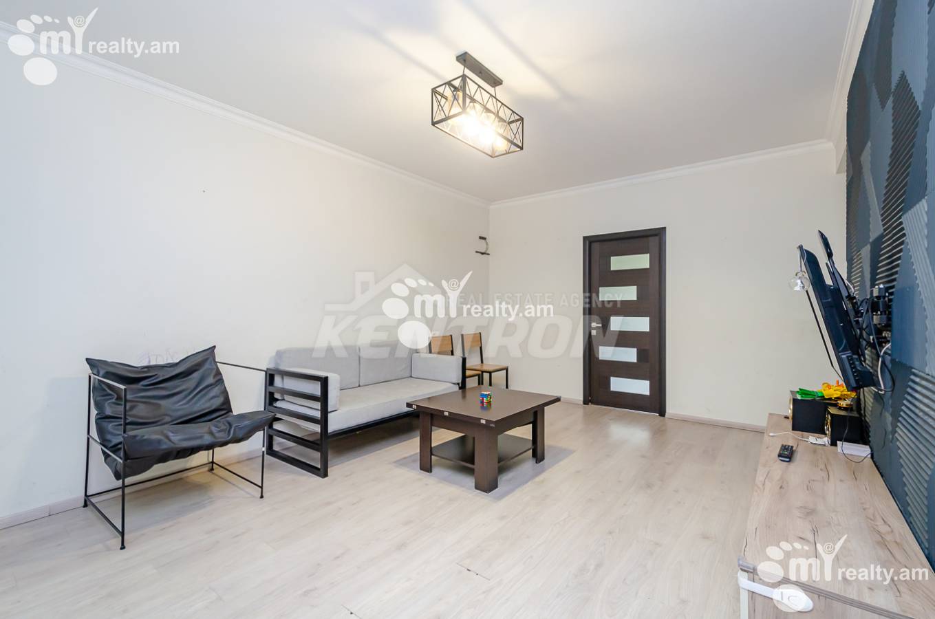 3 bedroom apartment for sale خیابان ابوویان, مرکز شهر ایروان, 153439