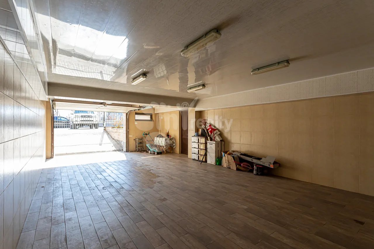 House for sale Tsarav Aghbyur St, Awan Yerevan, 159897