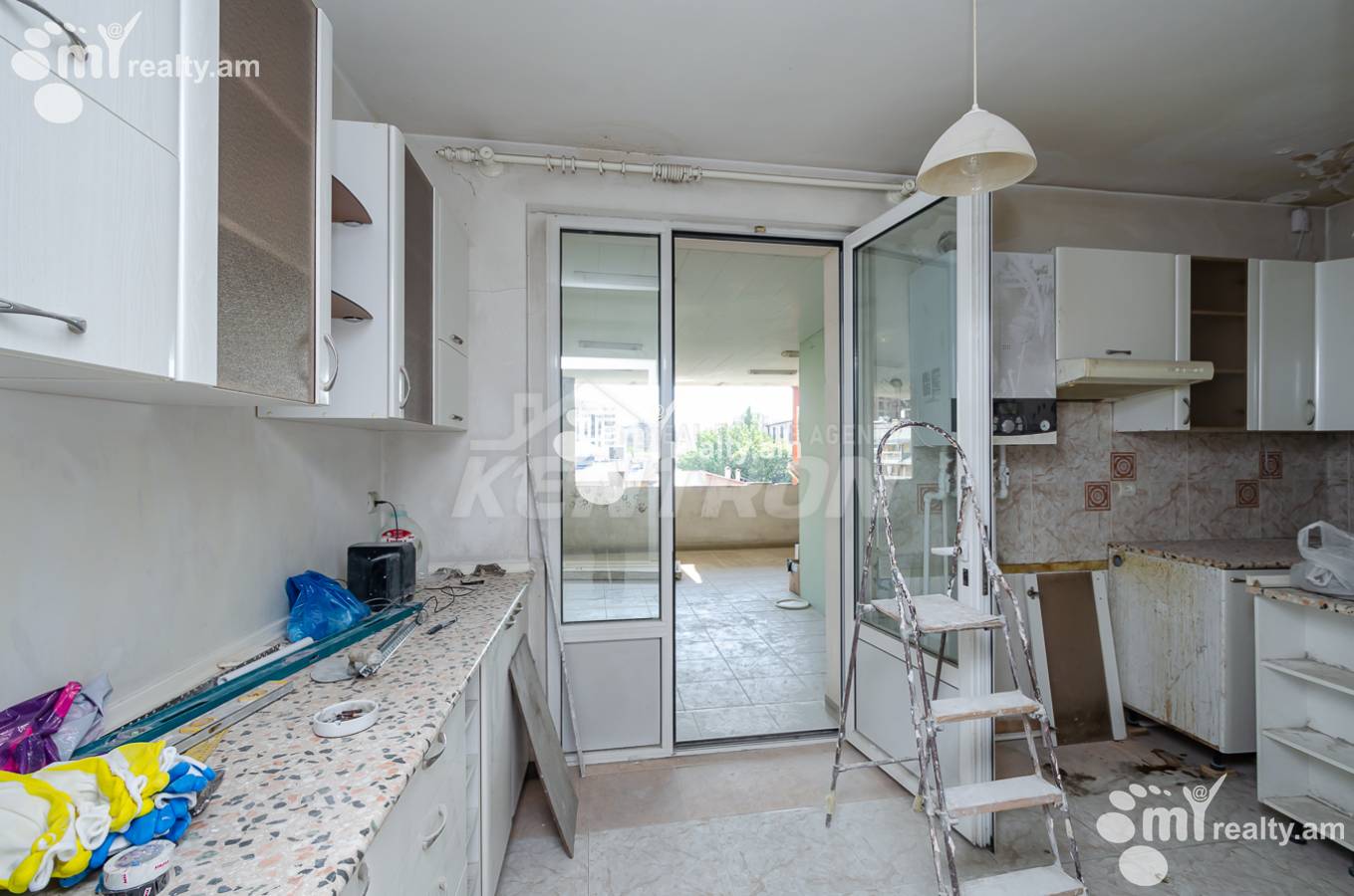 3 bedroom apartment for sale Pushkin St, Center Yerevan, 152379