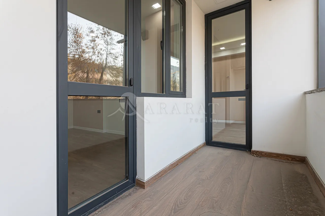 3 bedroom apartment for sale خیابان مالخاسیانتس, عربگیر ایروان, 157859