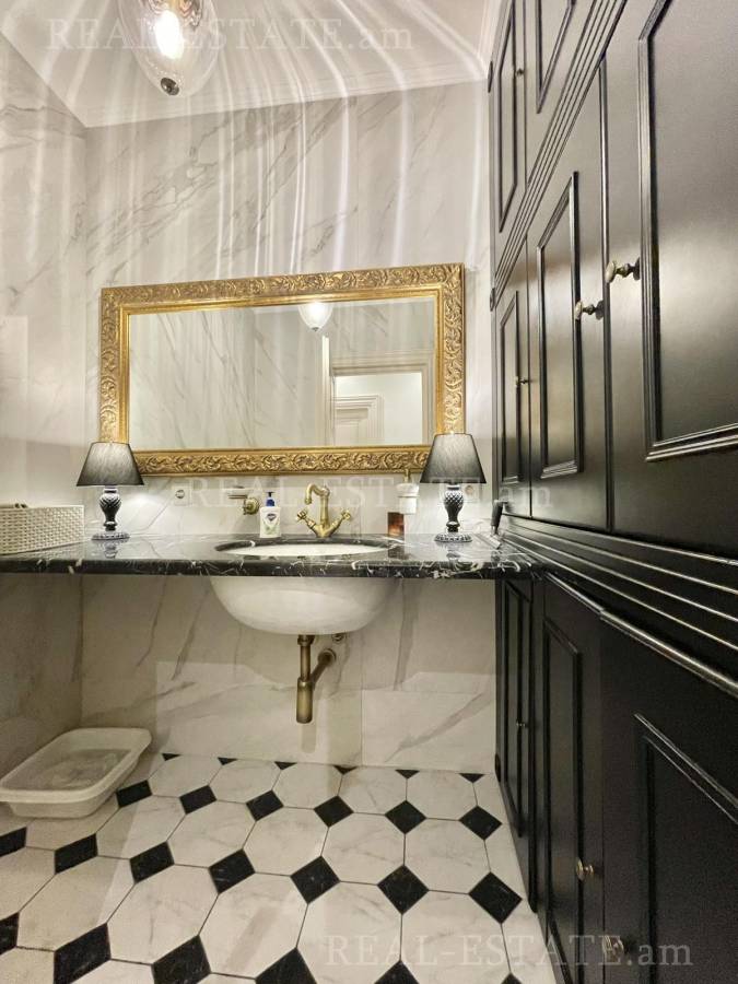 4 bedroom apartment for sale خیابان آرام, مرکز شهر ایروان, 112955