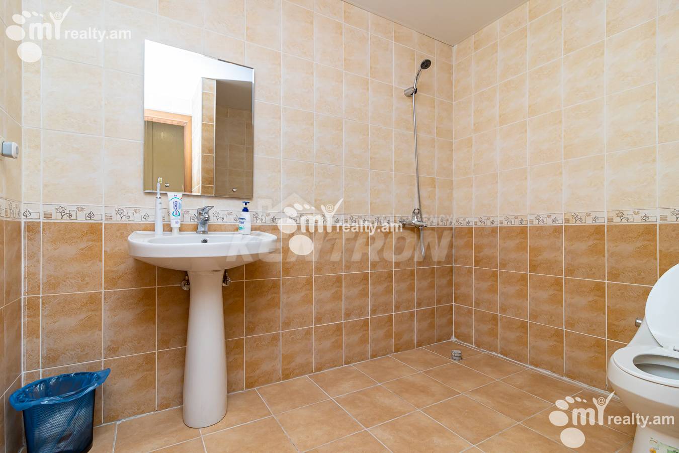 3 bedroom apartment for sale Antarayin St, Center Yerevan, 154887