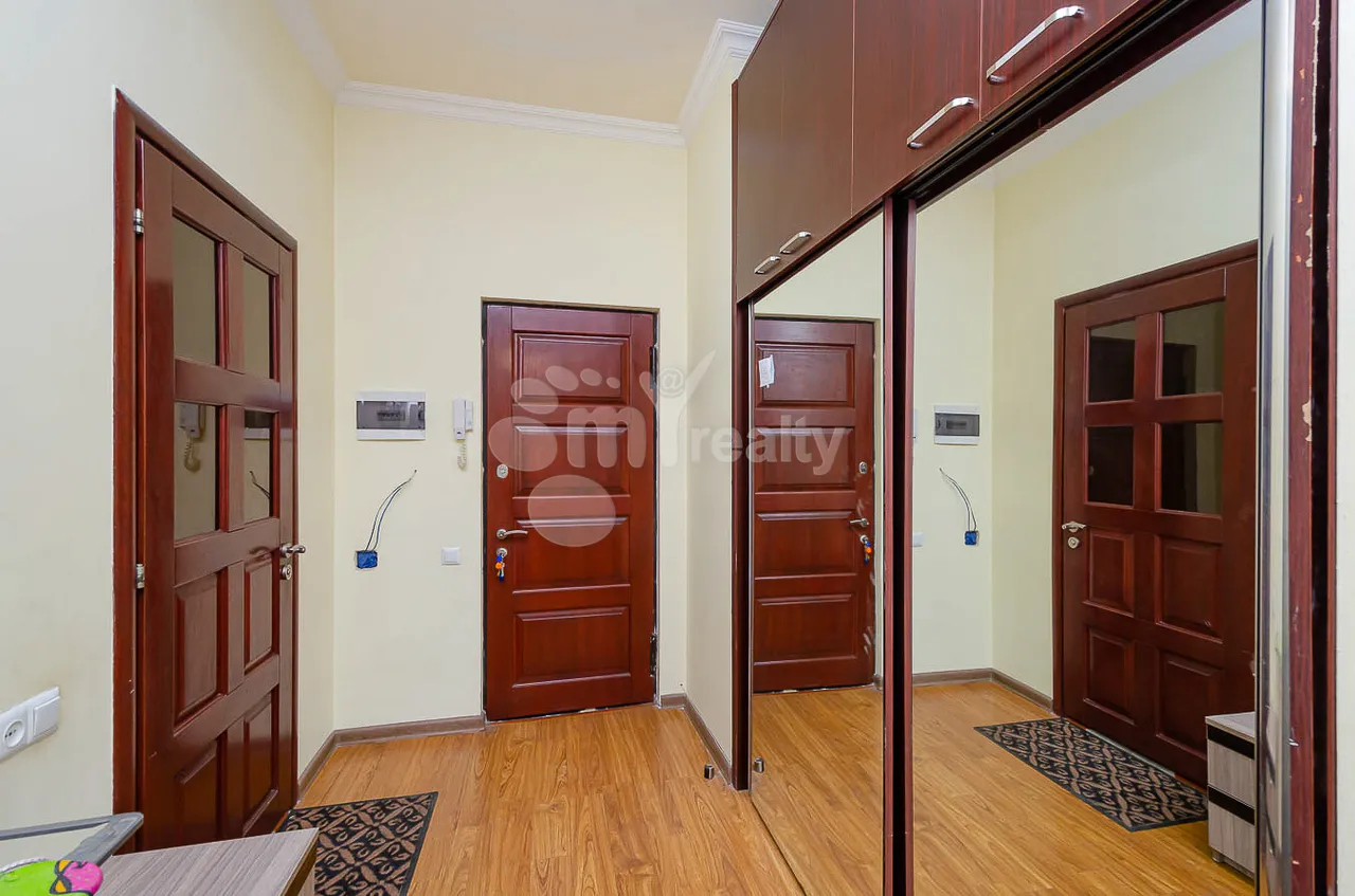 3 bedroom apartment for sale Argishti St, Center Yerevan, 157867