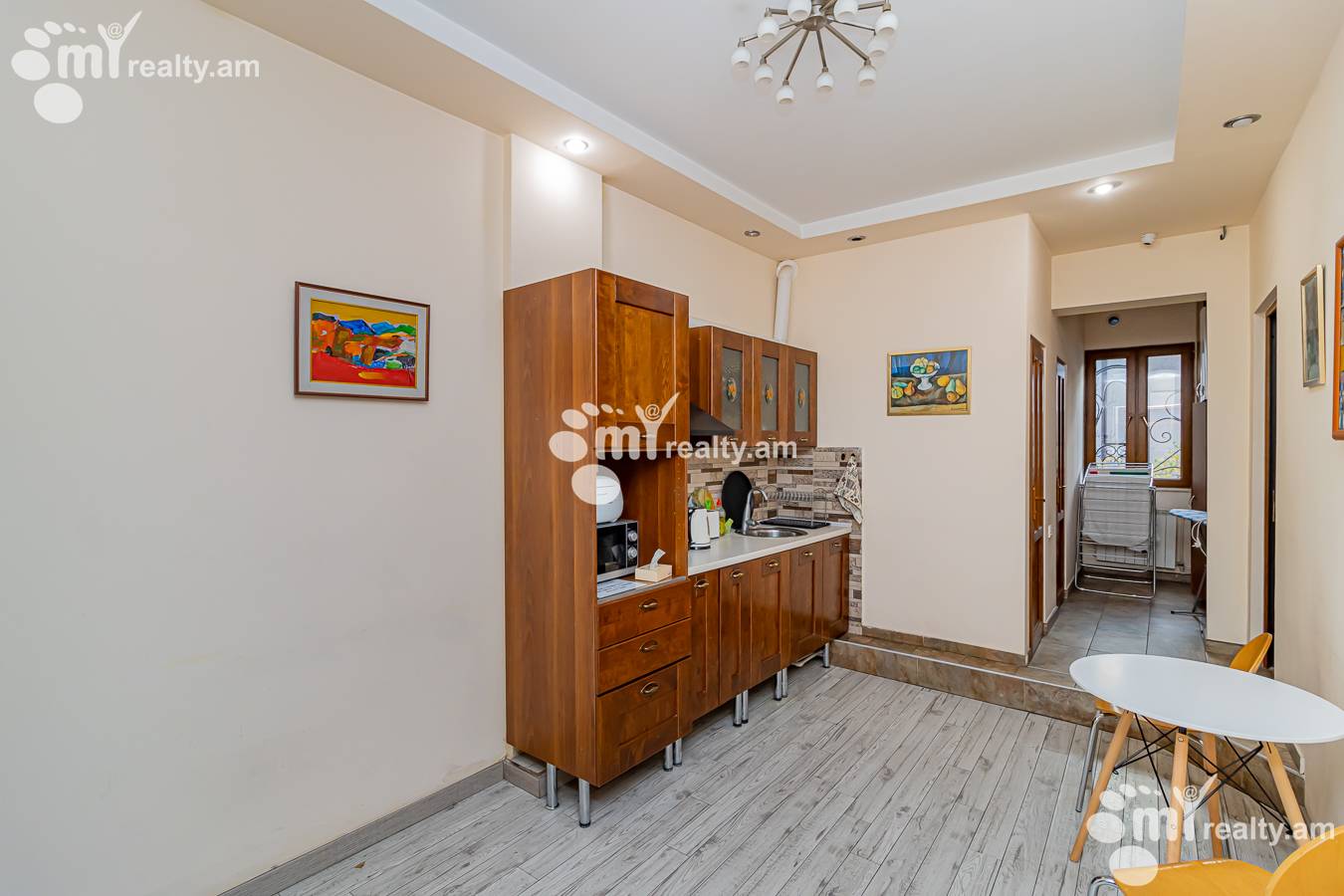4 bedroom apartment for sale Hanrapetutyan St, Center Yerevan, 152037